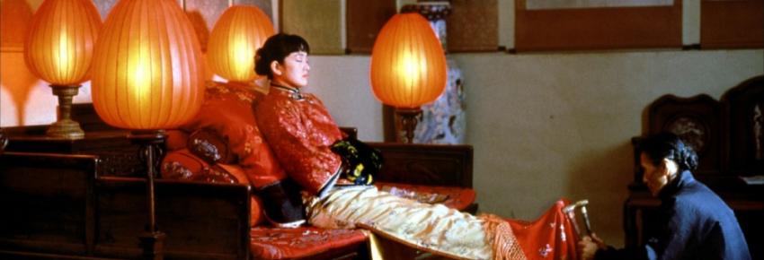 Le massage des pieds, un moment privilégié avant la nuit avec le Maître