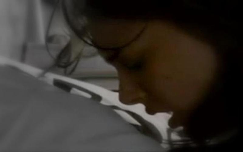 scène masturbation portman